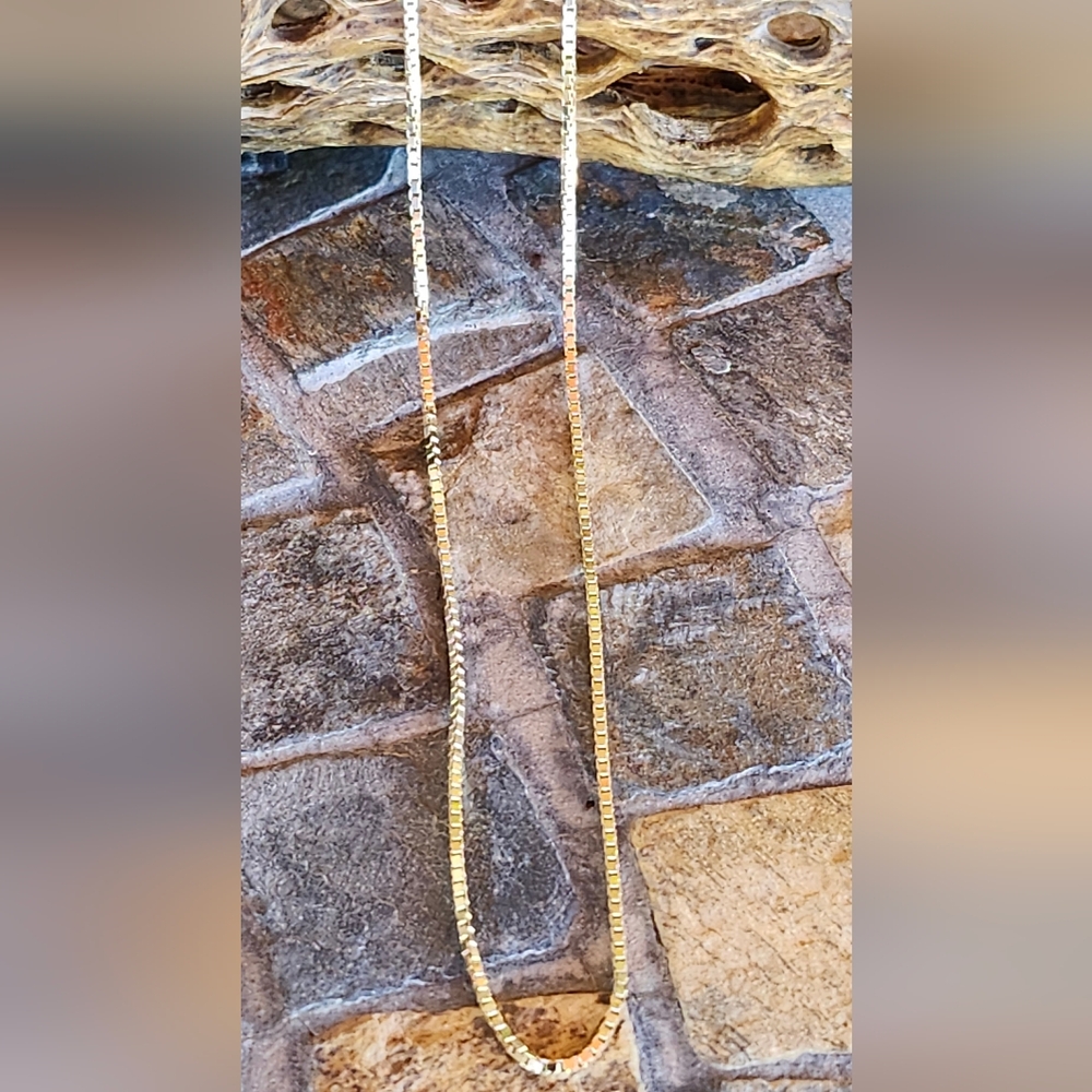 14k Solid Yellow Gold Box Chain - image 5